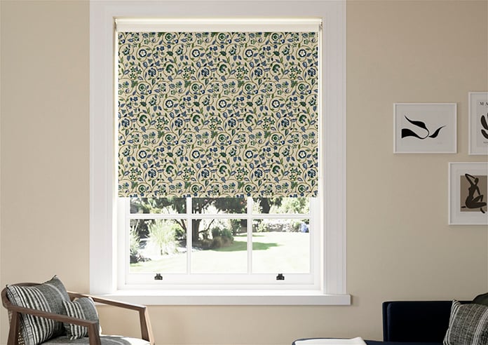 Land & Shore Esther (Blackout), Green - Twist&Fit Roller Blind - Image 3